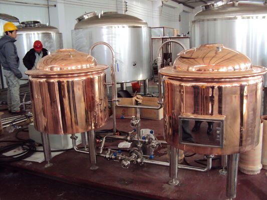jakość  Automatic Red Copper Brewing Equipment Small Scale Brewery For Pub Draft fabryka