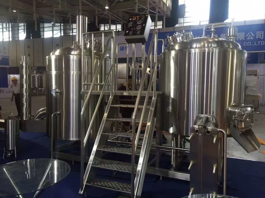 SUS 304 7Bbl Large Scale Urządzenia do parzenia Semi Automatic Control System