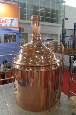 Wyposażenie drobnego wytwórni piwa z miedzi, małe urządzenie do produkcji piwa 100L
