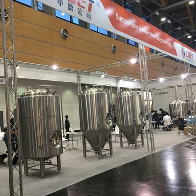 Urządzenia do parzenia piwa ze stali nierdzewnej Pro 10BBL Fermentation Tank Four Legs