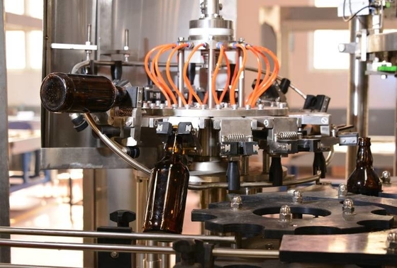 Brewated Drink Brewery Maszyna do butelkowania Monoblock Machine 1000Bph - 2000Bph