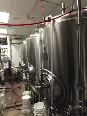 10bbl 15bbl 20bbl Warzelniczy mikrobrowar komercyjny SS304 Materiał do produkcji piwa