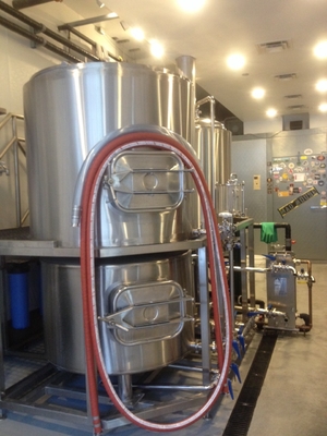 10bbl 15bbl 20bbl Warzelniczy mikrobrowar komercyjny SS304 Materiał do produkcji piwa
