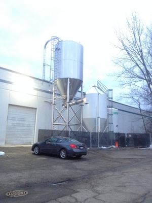 10bbl 15bbl 20bbl Warzelniczy mikrobrowar komercyjny SS304 Materiał do produkcji piwa