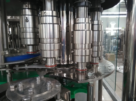 6000 BPH Automated Beverage Bottling Equipment Mycie Napełnianie maszyny zamykające
