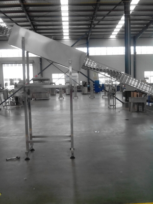 Elektryczna linia produkcyjna do pakowania w 3 fazach 50Hz, puszka do butelkowania, maszyna do depaletyzacji